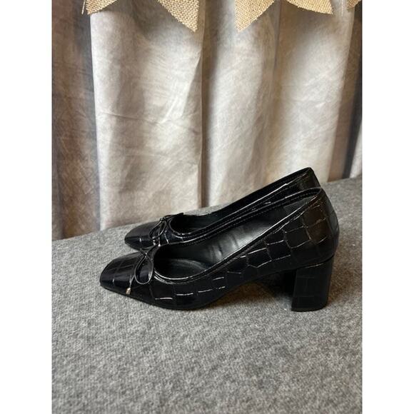 SCHUTZ Arissa Pump Black Croc Emboss Leather Size 6.5B NWT - Picture 3 of 9